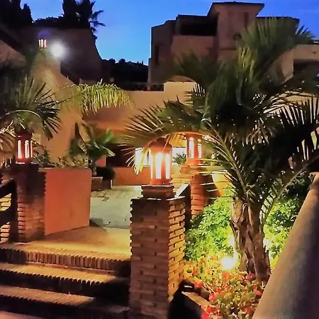 Elegant 2Br Apartment Puerto Banus Marbella Just 12 Minutes Away By G00Giemaps Estepona Exterior foto